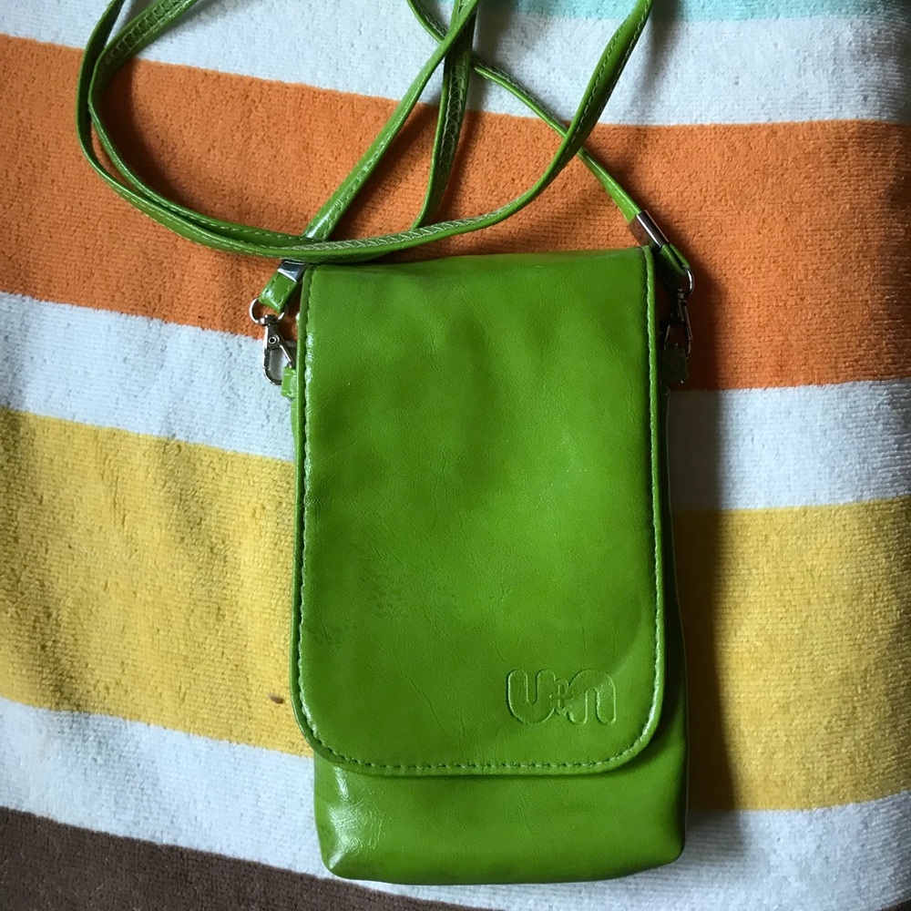 U + n mini cross body bag